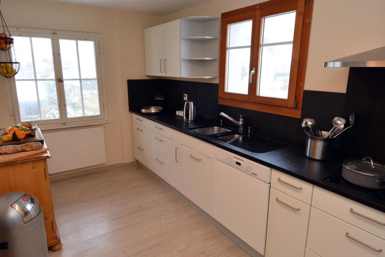 Apartmán Alte Post Mit Geschichte Und Restaurant Tavanasa